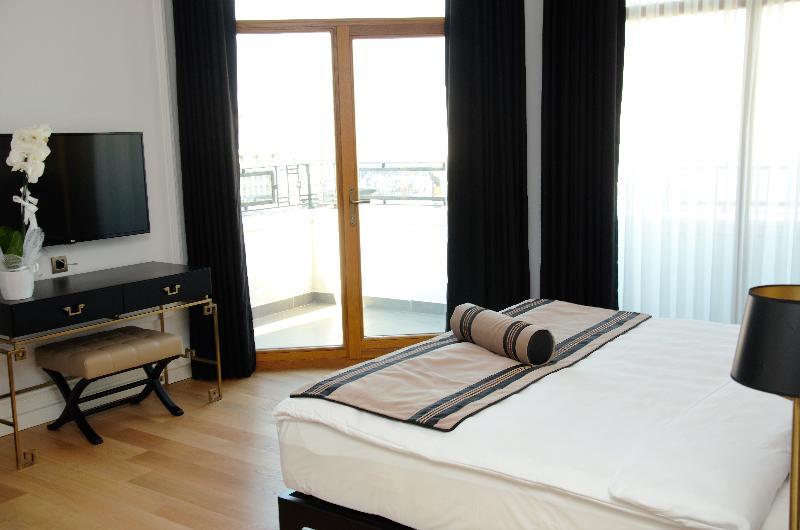 Lush Hotel Taksim - Special Category อิสตันบูล ภายนอก รูปภาพ